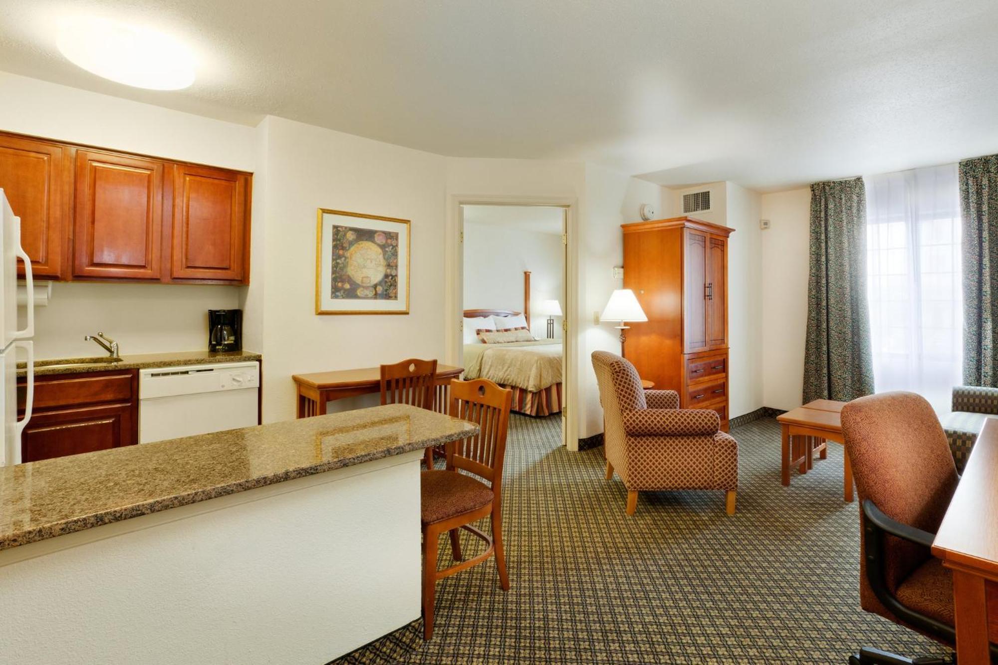 Staybridge Suites Allentown Airport Lehigh Valley By Ihg 외부 사진