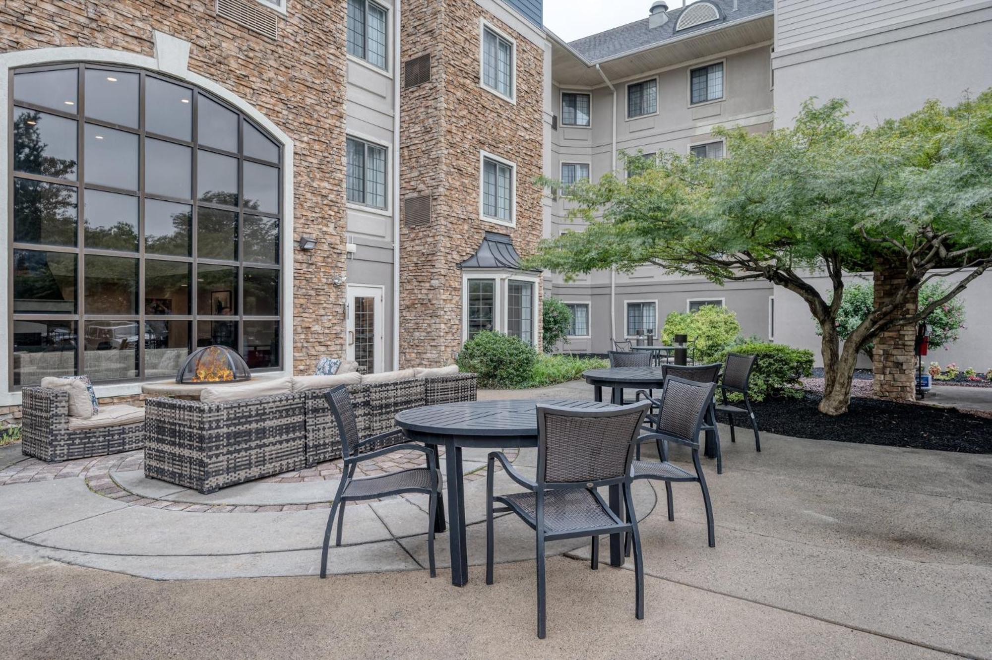 Staybridge Suites Allentown Airport Lehigh Valley By Ihg 외부 사진