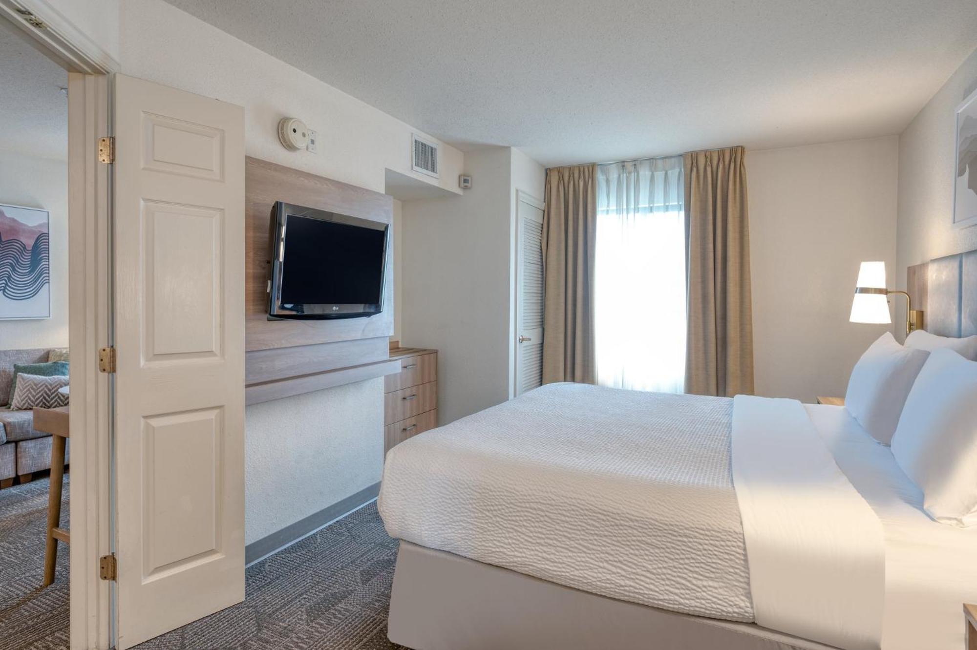 Staybridge Suites Allentown Airport Lehigh Valley By Ihg 외부 사진